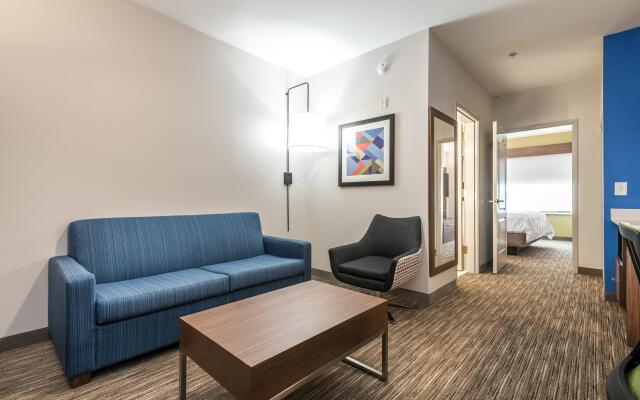 Holiday Inn Express & Suites Lagrange I-85, an IHG Hotel