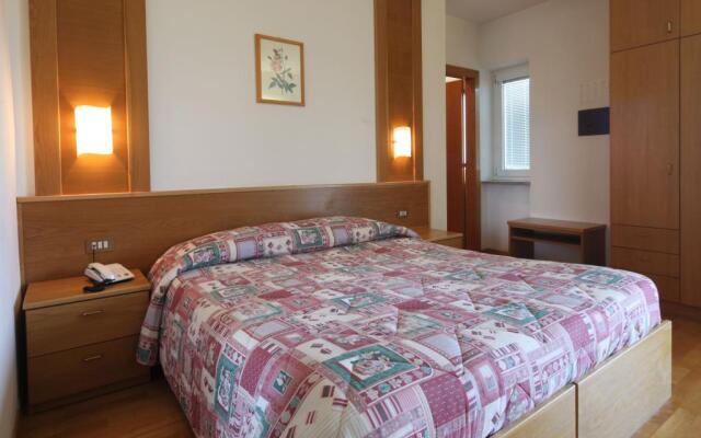 Albergo Bucaneve
