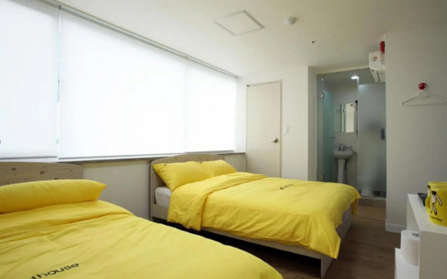 123 Hostel