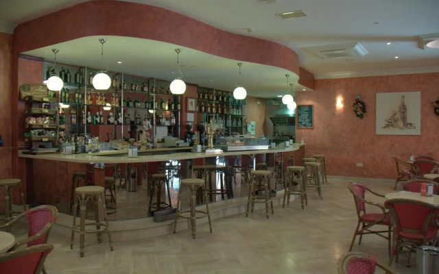 Hotel Los Girasoles