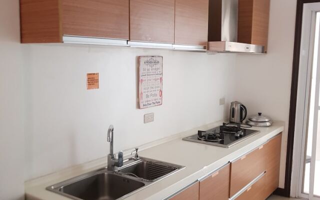 Unit 8 4BR Zara Myshka Apartelle