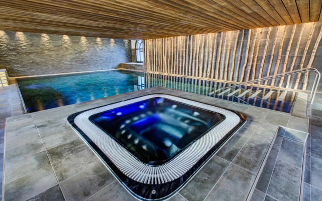 Thedrus luxury apt, swimming pool, SPA & more