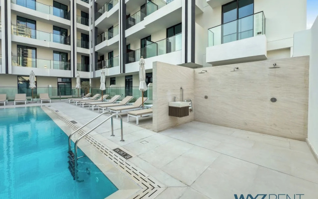 JVC Boho Grecian Studio Pool & Gym