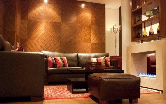 Ascot Boutique Hotel