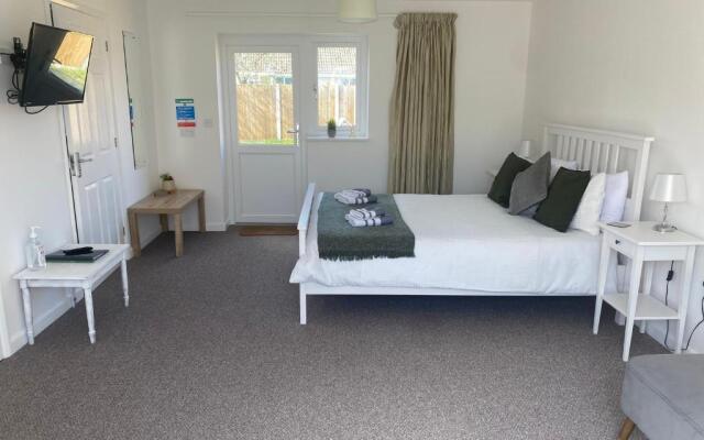 Number 7 - Lytton Tree Lodge, Reydon, Southwold