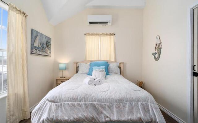 Wine Down on the Bay