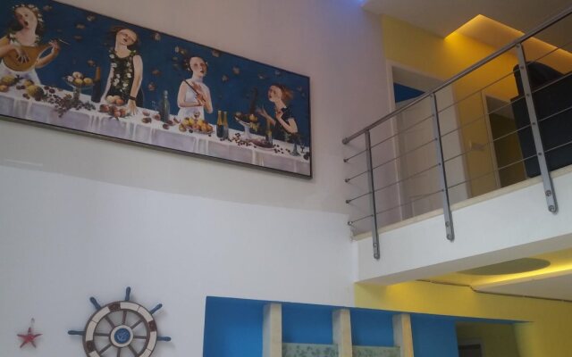 Honey Times Hostel