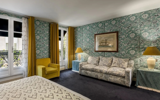 Room Mate Alain Champs Élysées