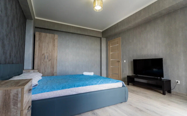 LetoApart na Dzerzhinskogo 244