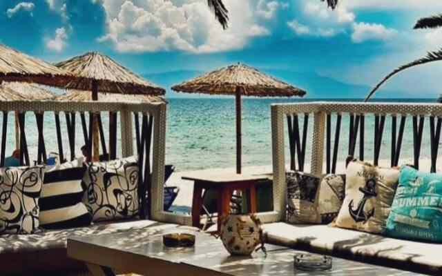 Maria & Trifon studio