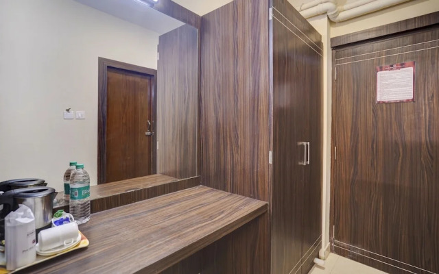 Treebo Trend Globe International Puri