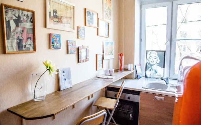 Funny Dolphins Apartments Novoslobodskaya