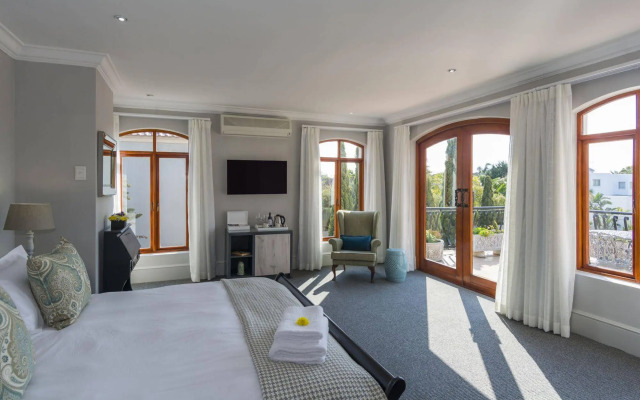 Villa Tuscana By Mantis