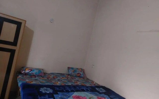 OYO 88404 Golden Oyo Guest House
