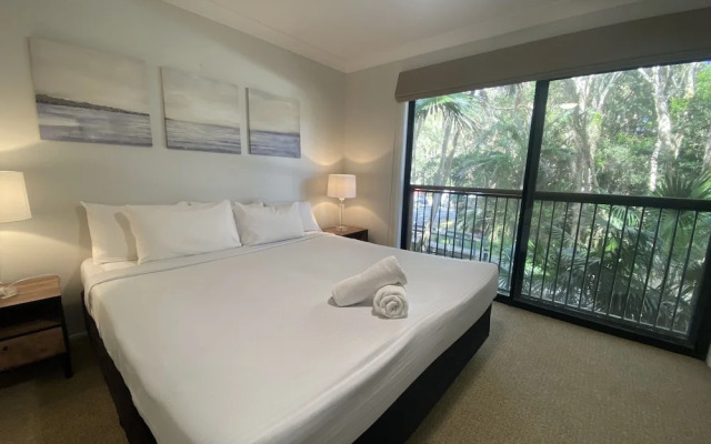 Tiona Palms Holiday Park