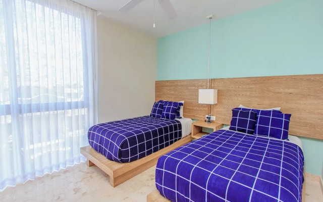 Penthouse A-Nah by Stella Rentals