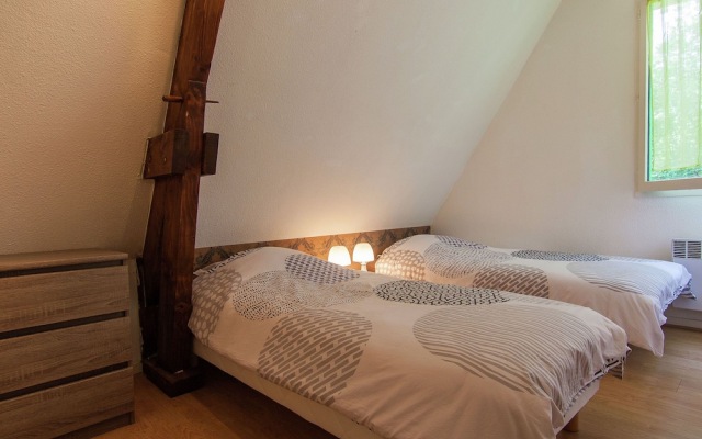 Peaceful Holiday Home in Carsac-aillac With Swimming Pool