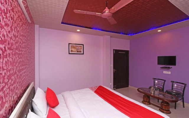 S.J Hotel's by OYO Rooms