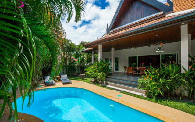 La Romanee 2 Villa by Jetta