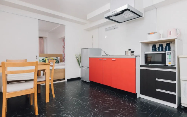 Namba Shimanouchi Apartment