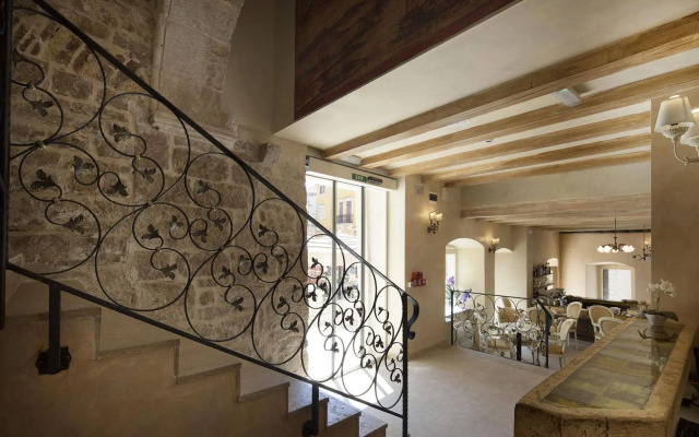 Heritage Hotel Life Palace