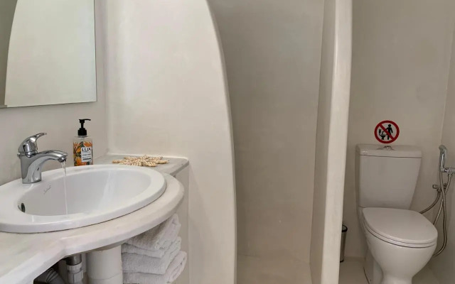 studio apartment Violetta at Livadia beach