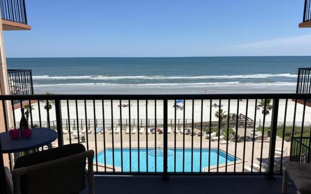 Flamingo Cove at Sunrise