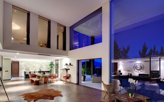Contemporary Villa, Golf La Alquería, Benahavis, Marbella