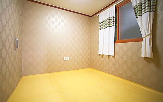Chungju Wolak Dream Pension