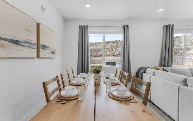 Starlight Crossing 4 Bedroom Condo