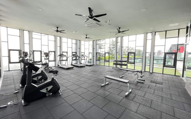 Charming & Cozy Premier Suites @ Vista Residence