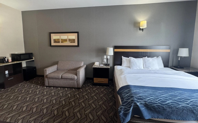 Comfort Inn & Suites