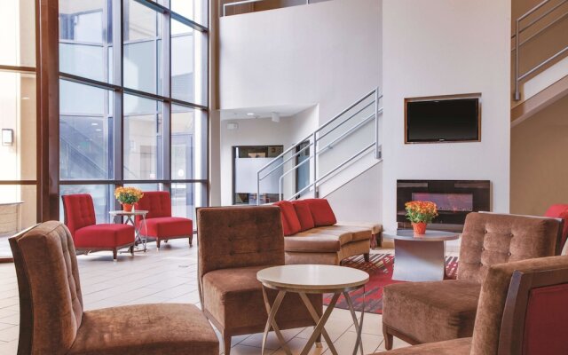 La Quinta Inn & Suites Verona