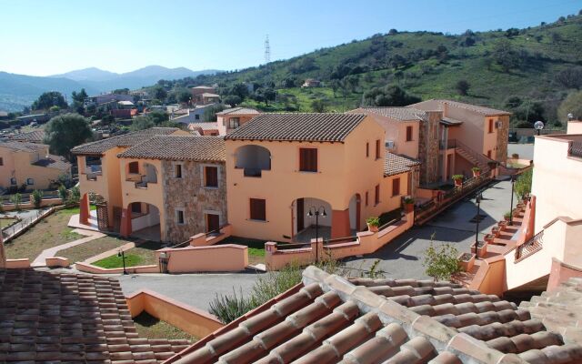 Albergo Residenziale Li Troni