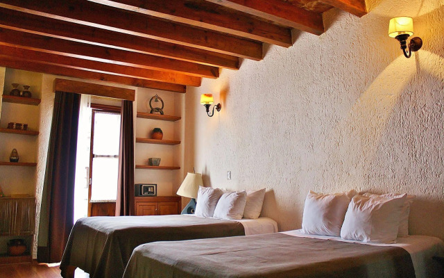 Mesón de la Merced Hotel Boutique, Patio & Spa