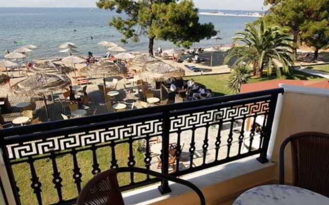 Rachoni Beach Hotel