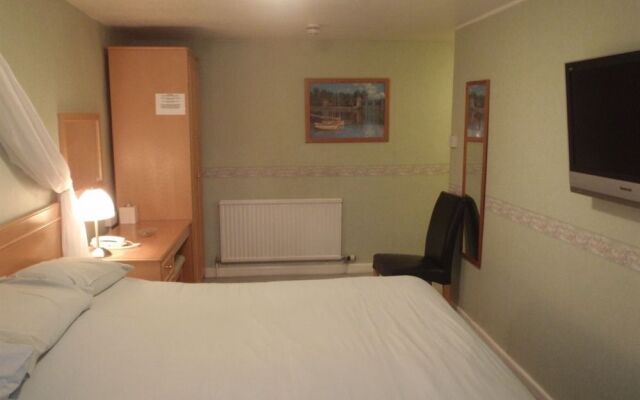 The Shaw Country Hotel