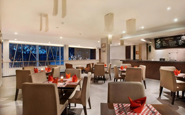Grand Cakra Hotel