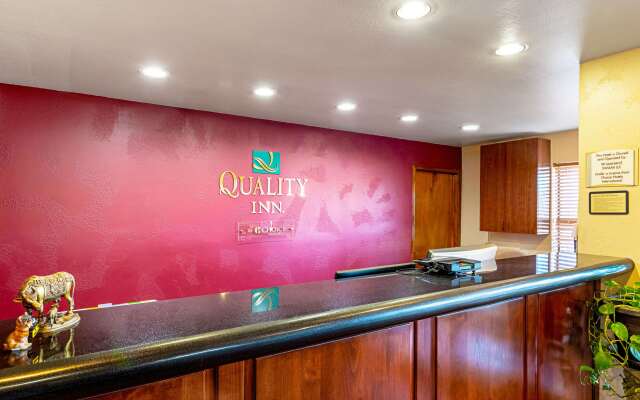 Quality Inn Three Rivers