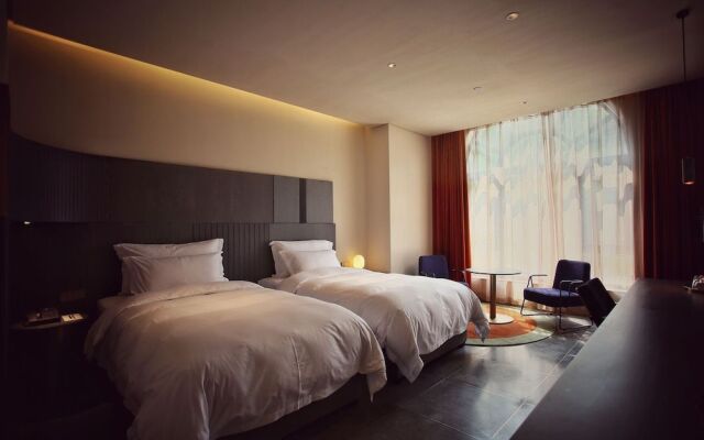 ZuoYouKe Theme Hotel