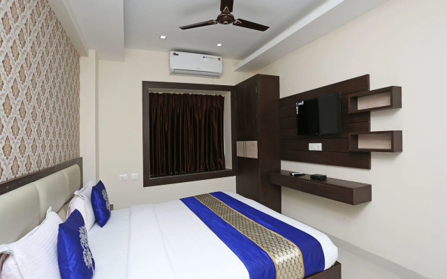 OYO 9344 Hotel Gangotri