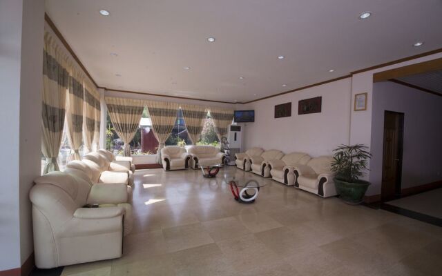 Shwe Poe Eain Hotel 1