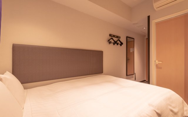 E Hotel Higashi Shinjuku