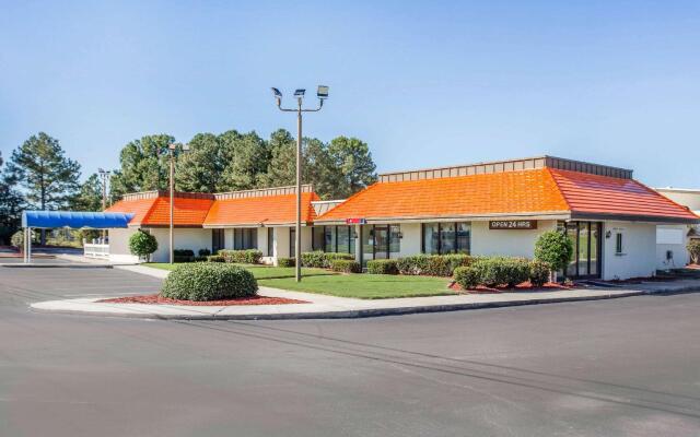 Super 8 by Wyndham Battleboro/Rocky Mount