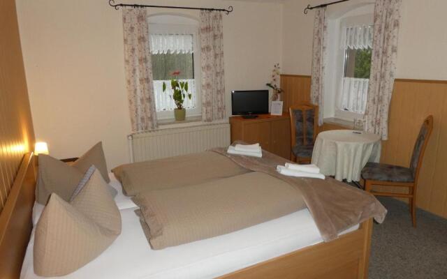 Gaststätte & Pension Oelmuehle