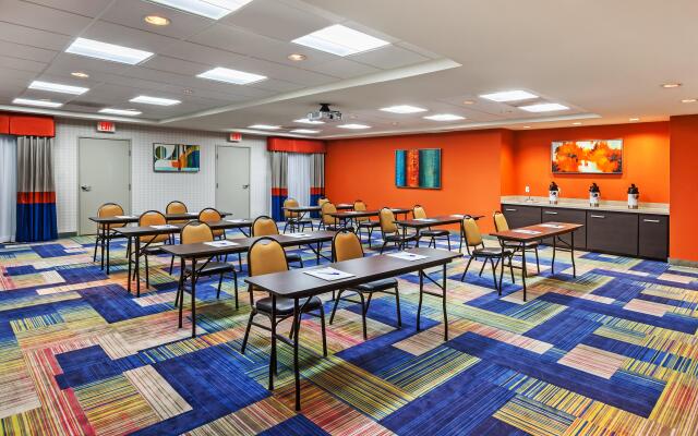 Holiday Inn Express & Suites Houston East, by IHG