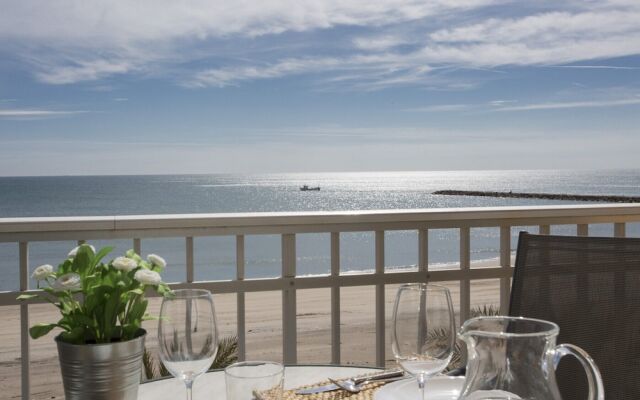 SingularStays El Faro