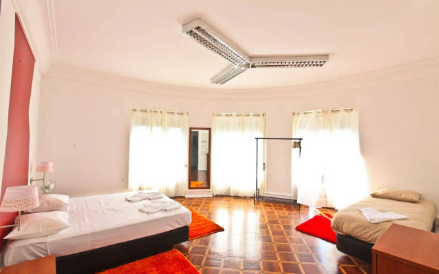 Tagus Palace Hostal