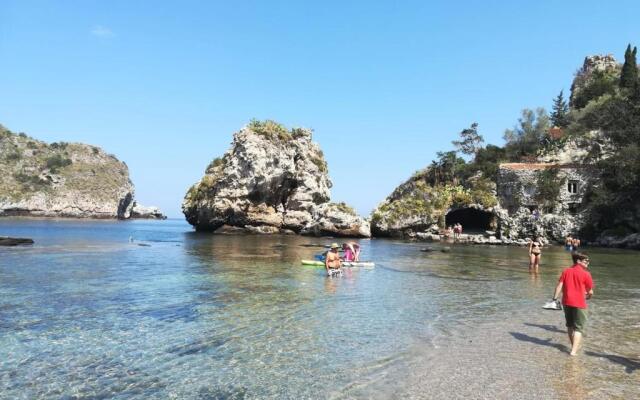 casa vacanza porta naxos giardini sicilia taormina