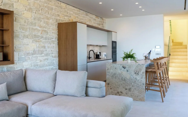 Seanatra Luxury Villas